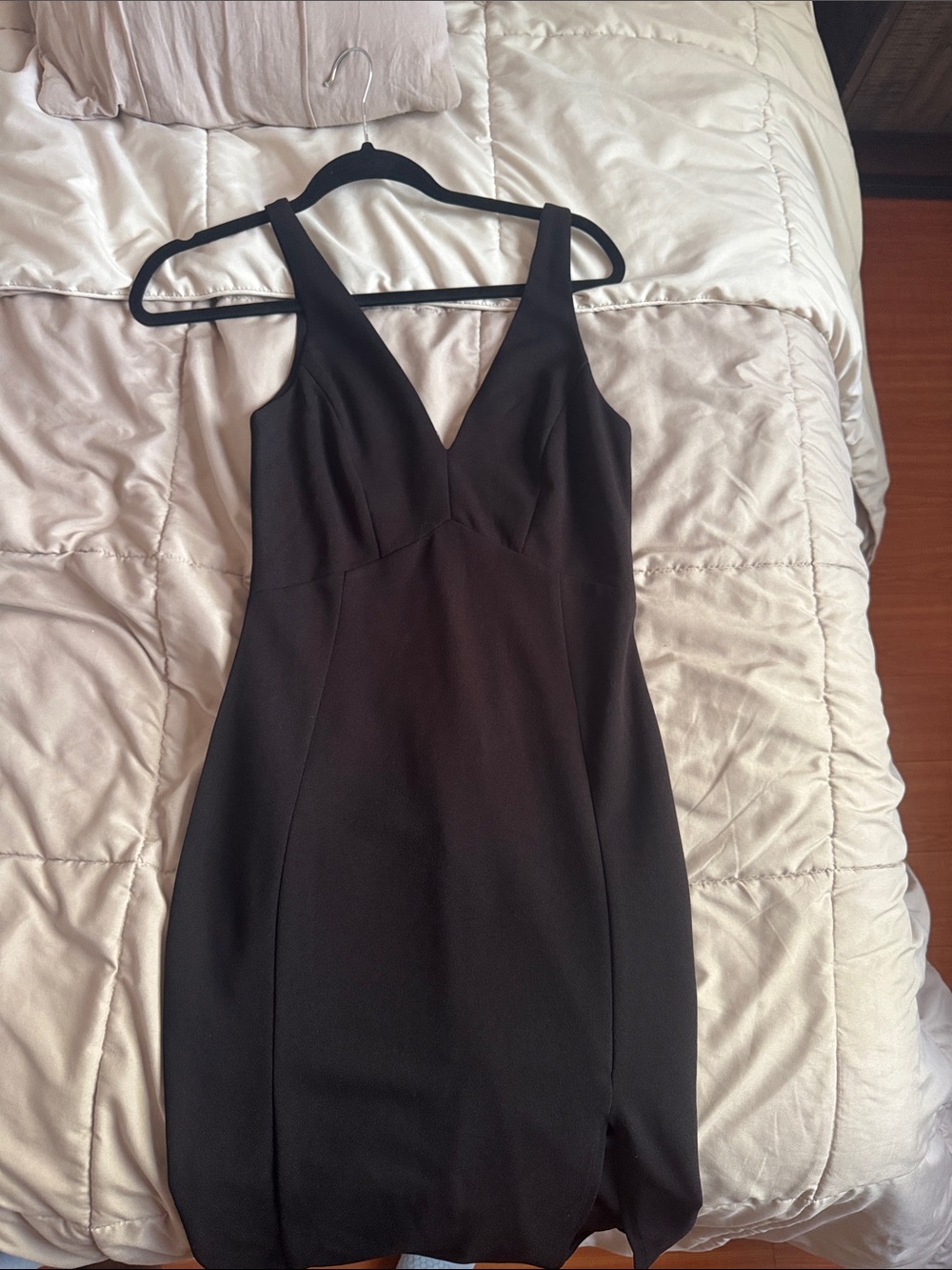 Lulu's Black V-Neck Mini Dress